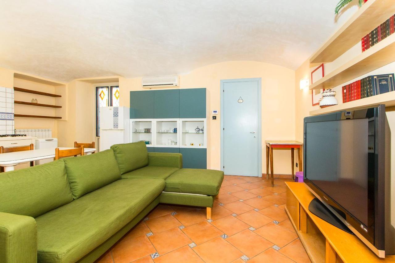 Porta Nuova Central Flat With Balcony Turín Exterior foto